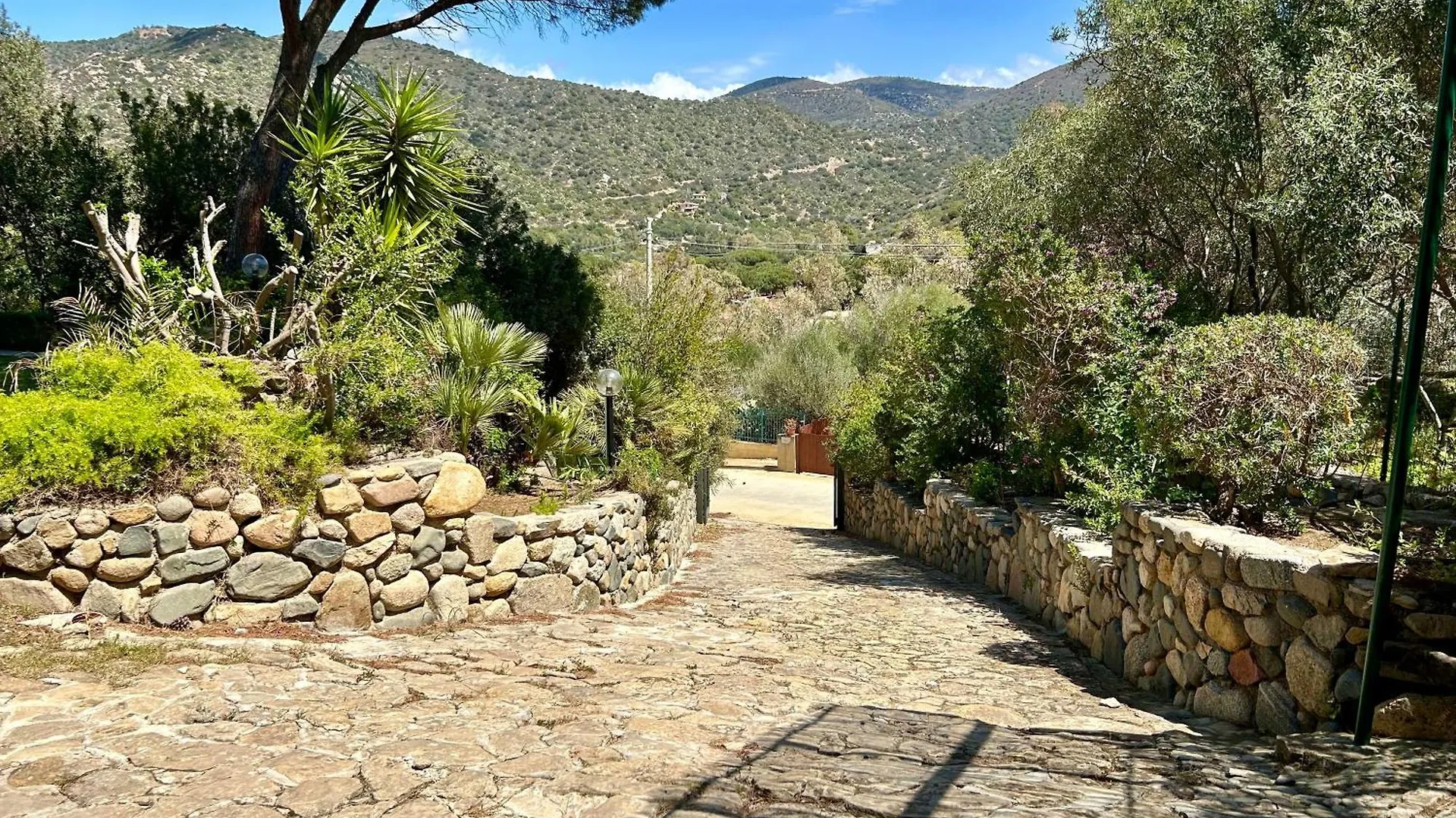 Villa Claudia Torre Delle Stelle 0*,  Italy